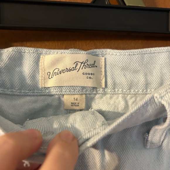 Universal Thread High Rise Curved Leg Jeans - Picture 4 of 6